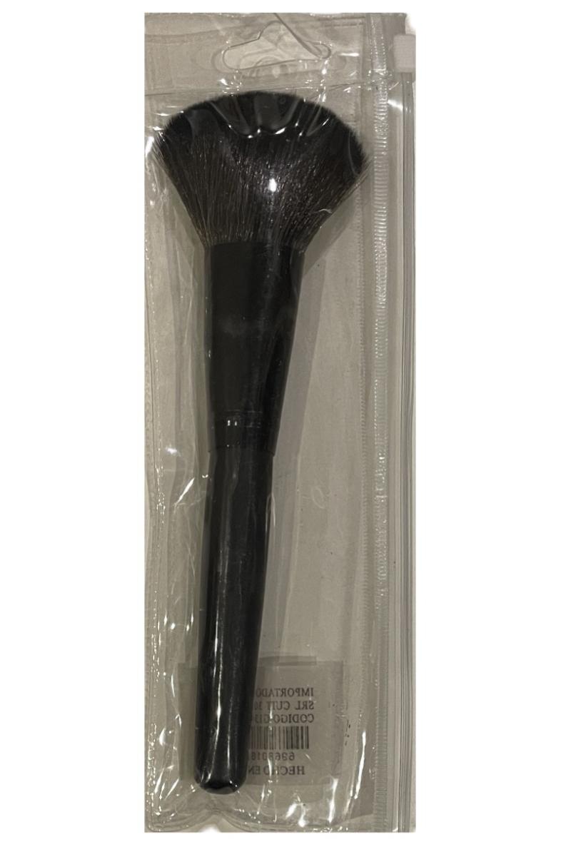 PINCEAU MAQUILLAGE blister transparent