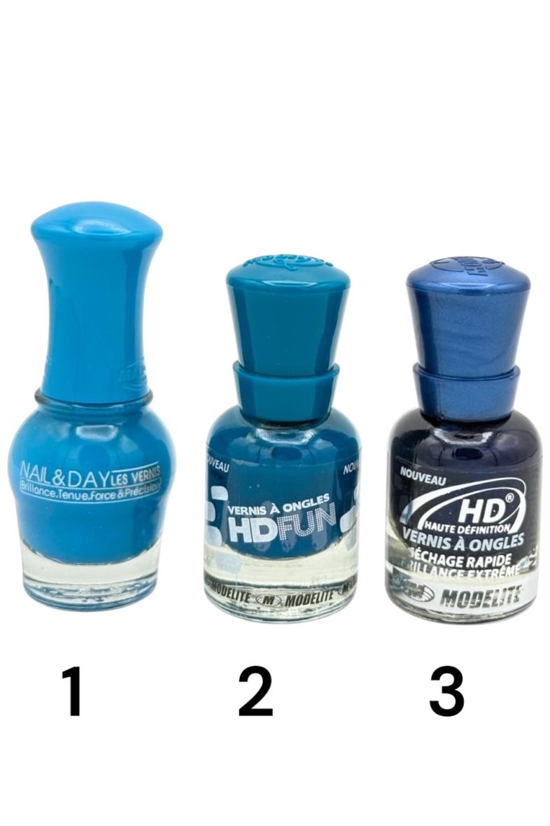 VERNIS A ONGLE BLEU